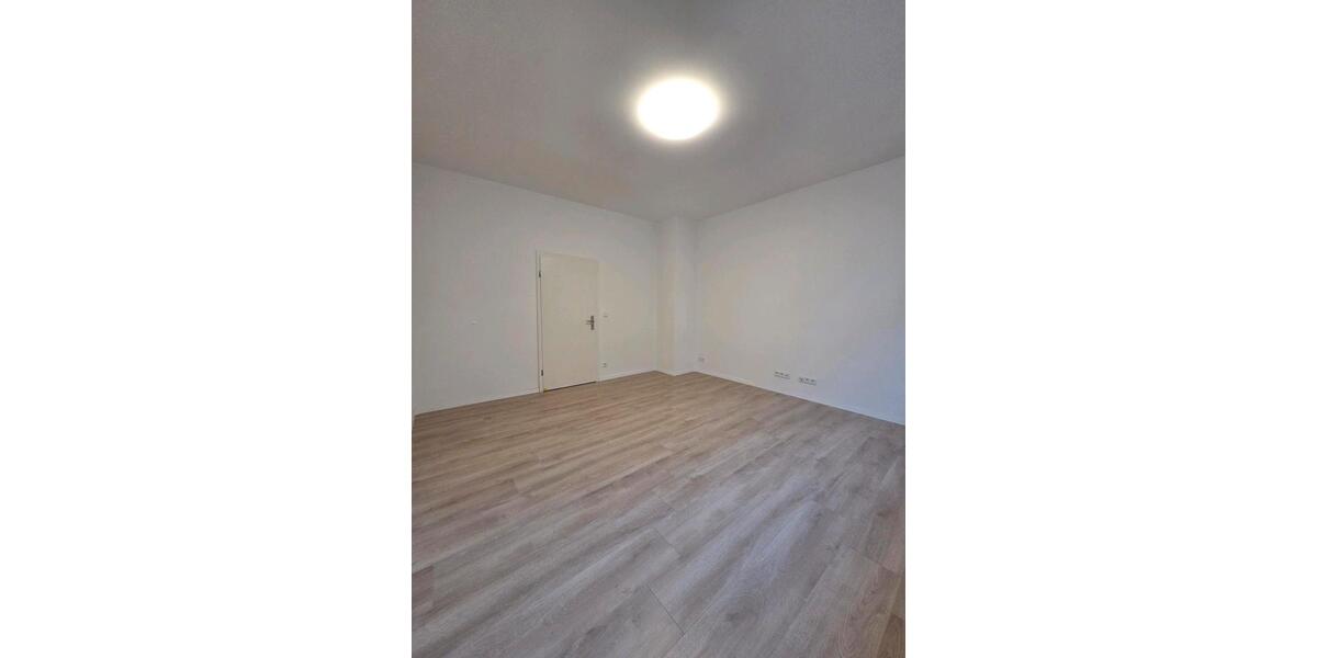 Erdgeschoßwohnung Oberhausen Biefang - 1.5 Zimmer, 35 m&sup2;, 550&euro; | Angebot:25925574