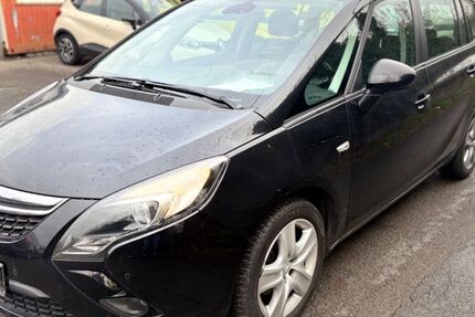 Opel Zafira 207.000 km 4.000 &euro; Bottrop 46238