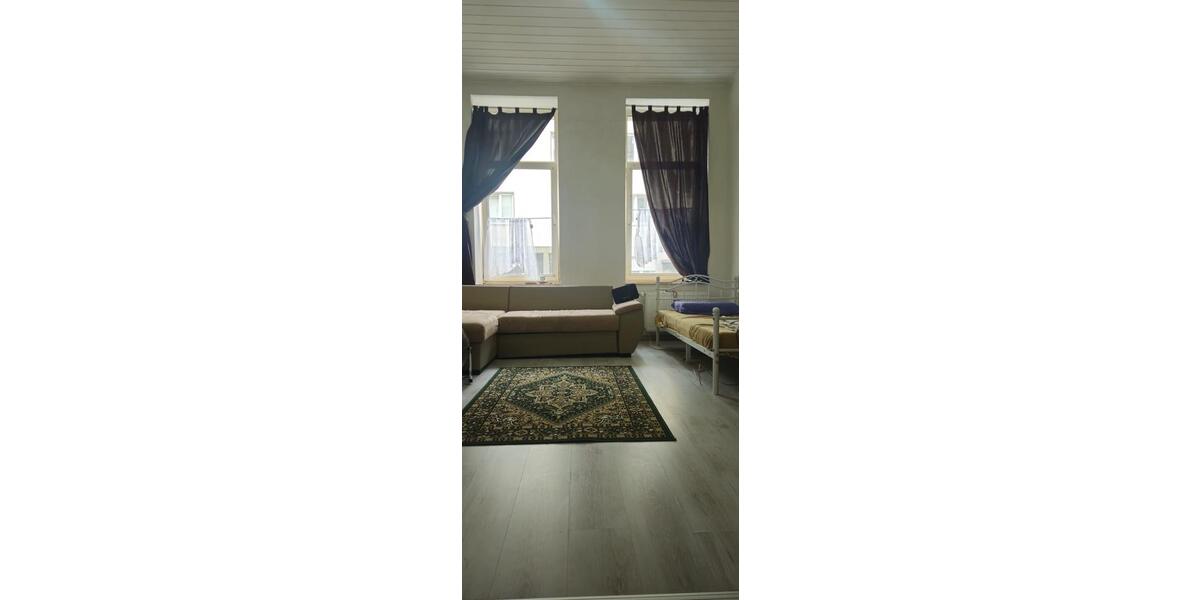 Erdgeschoßwohnung Krefeld - 2 Zimmer, 37 m&sup2;, 650&euro; | Angebot:26698756