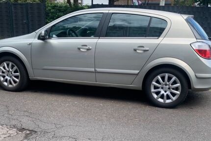 Opel Astra 96.600 km 5.200 &euro; Krefeld 47804
