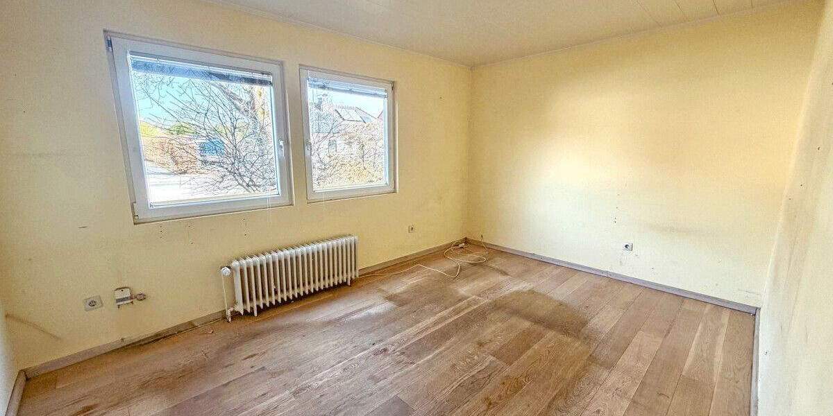 Einfamilienhaus Moers Utfort - 5 Zimmer, 203 m&sup2;, 420.000&euro; | Angebot:25684460