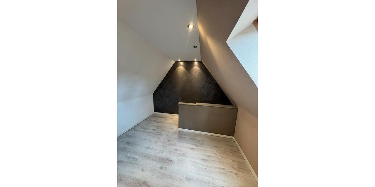 Doppelhaushälfte Essen Stadtbezirk VI - 5 Zimmer, 90 m&sup2;, 355.000&euro; | Angebot:27270702
