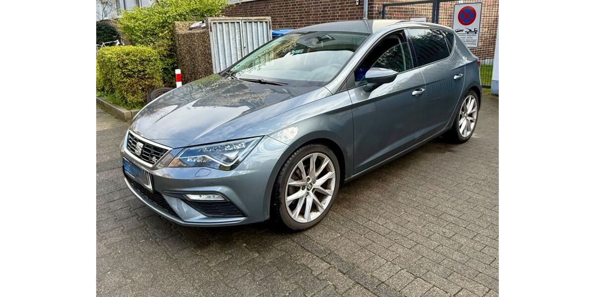 Seat Leon 114.400 km 12.300 &euro; Düsseldorf 40239