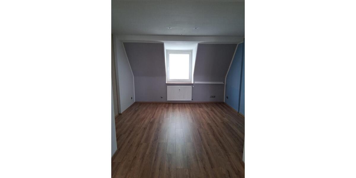 Maisonettenwohnung Essen Stadtbezirk V - 3.5 Zimmer, 85 m&sup2;, 1.230&euro; | Angebot:26001673