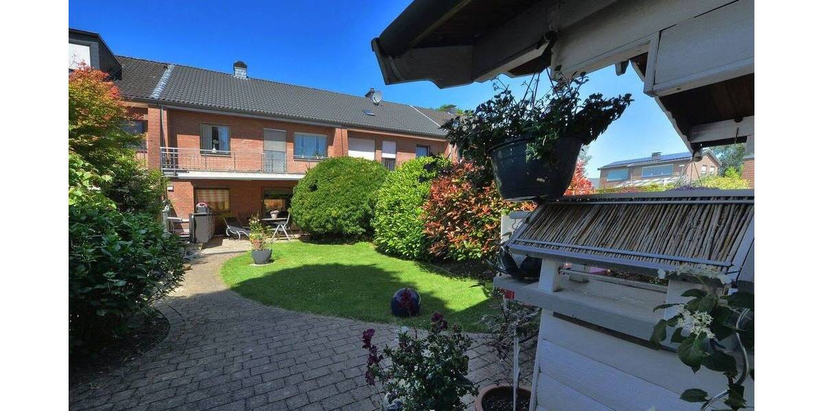 Reihenmittelhaus Moers Kapellen-Mitte - 4 Zimmer, 111 m&sup2;, 320.000&euro; | Angebot:26730873