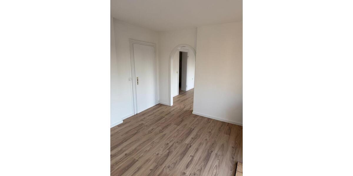 Maisonettenwohnung Krefeld Cracau - 4 Zimmer, 110 m&sup2;, 950&euro; | Angebot:25941045
