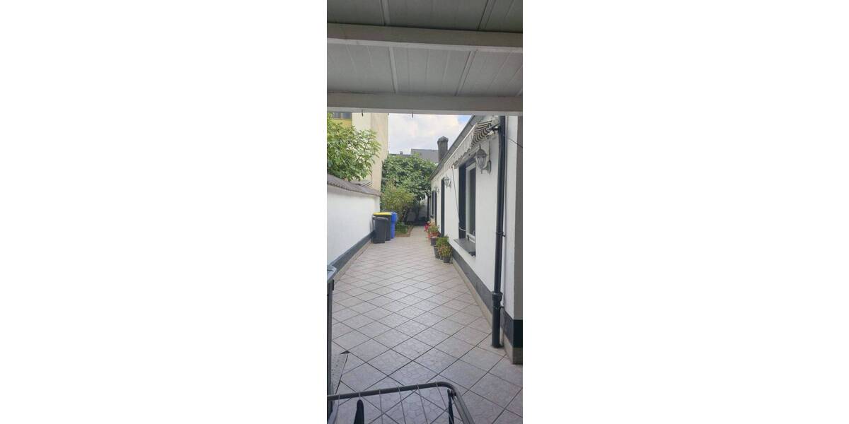 Mehrfamilienhaus, Wohnhaus Krefeld Stadtmitte - 1 Zimmer, 187 m&sup2;, 350.000&euro; | Angebot:26751962