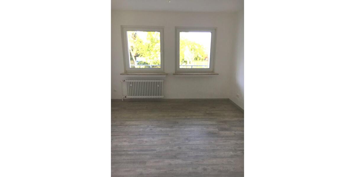 Etagenwohnung Essen Stadtbezirk III - 3 Zimmer, 71 m&sup2;, 699&euro; | Angebot:25375730