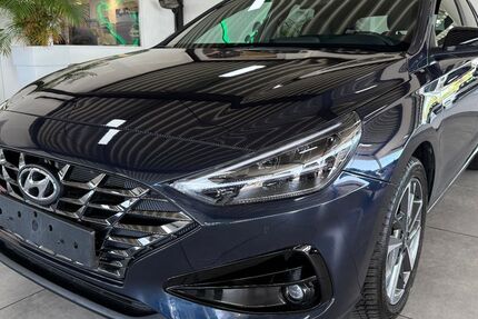 Hyundai i30 5.981 km 14.980 &euro; Kempen 47906
