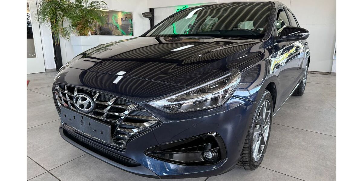 Hyundai i30 5.981 km 14.980 &euro; Kempen 47906