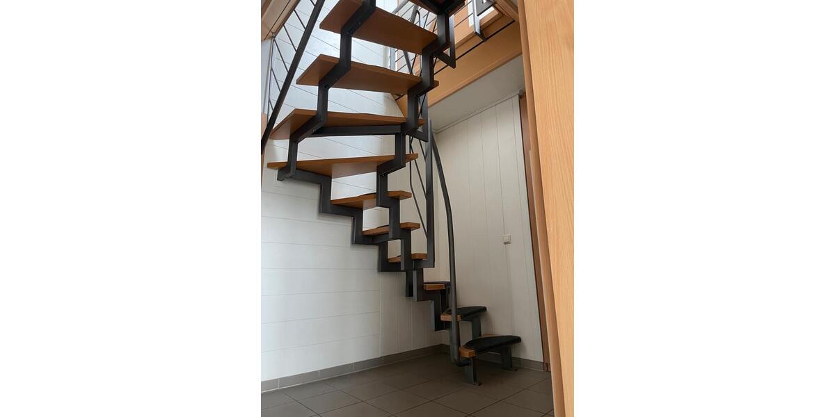 Dachgeschoßwohnung Oberhausen Biefang - 3.5 Zimmer, 84 m&sup2;, 810&euro; | Angebot:25935368