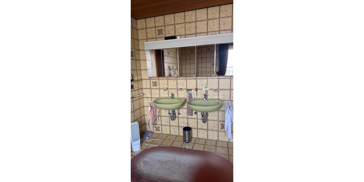 Einfamilienhaus Dinslaken - 7 Zimmer, 126 m&sup2;, 358.000&euro; | Angebot:26649660