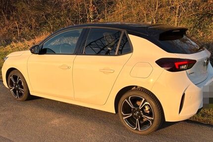 Opel Corsa 64.000 km 13.500 &euro; Duisburg 47178