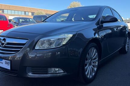 Opel Insignia 182.000 km 3.990 &euro; Düsseldorf 40233