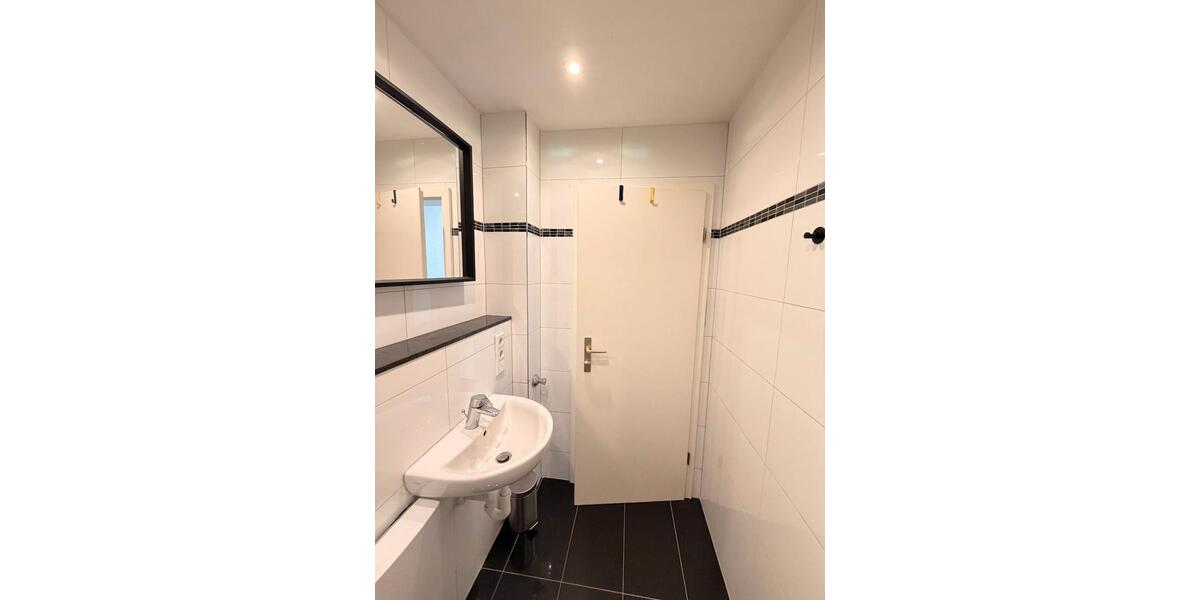Etagenwohnung Düsseldorf Stadtbezirk 2 - 1 Zimmer, 31 m&sup2;, 559&euro; | Angebot:26704982