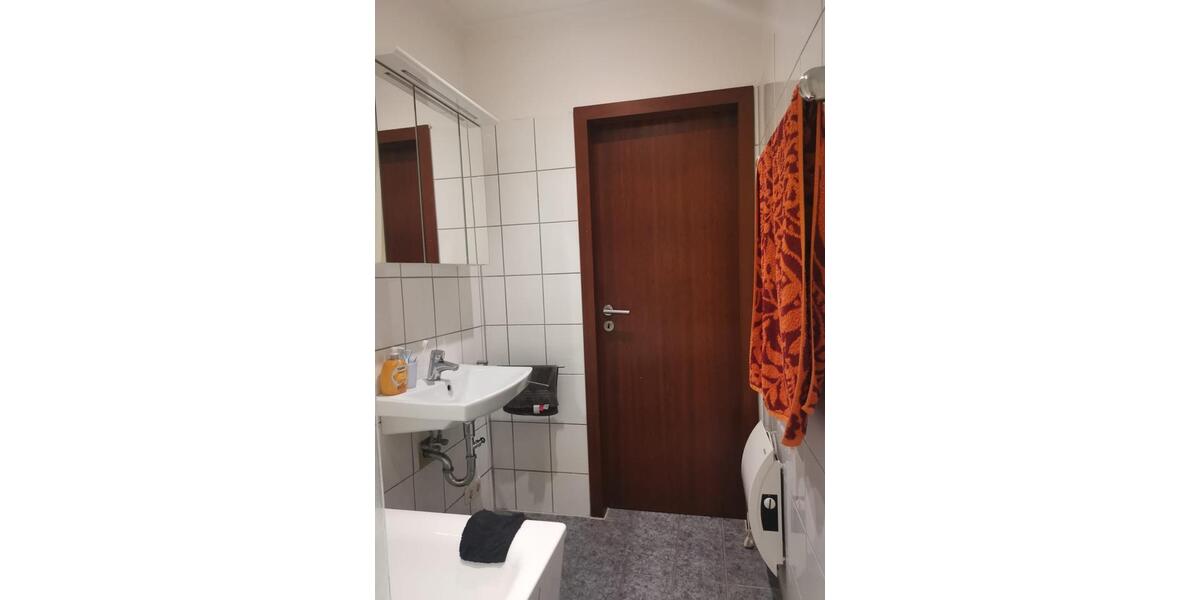 Etagenwohnung Essen Stadtbezirk V - 2.5 Zimmer, 66 m&sup2;, 510&euro; | Angebot:25942451