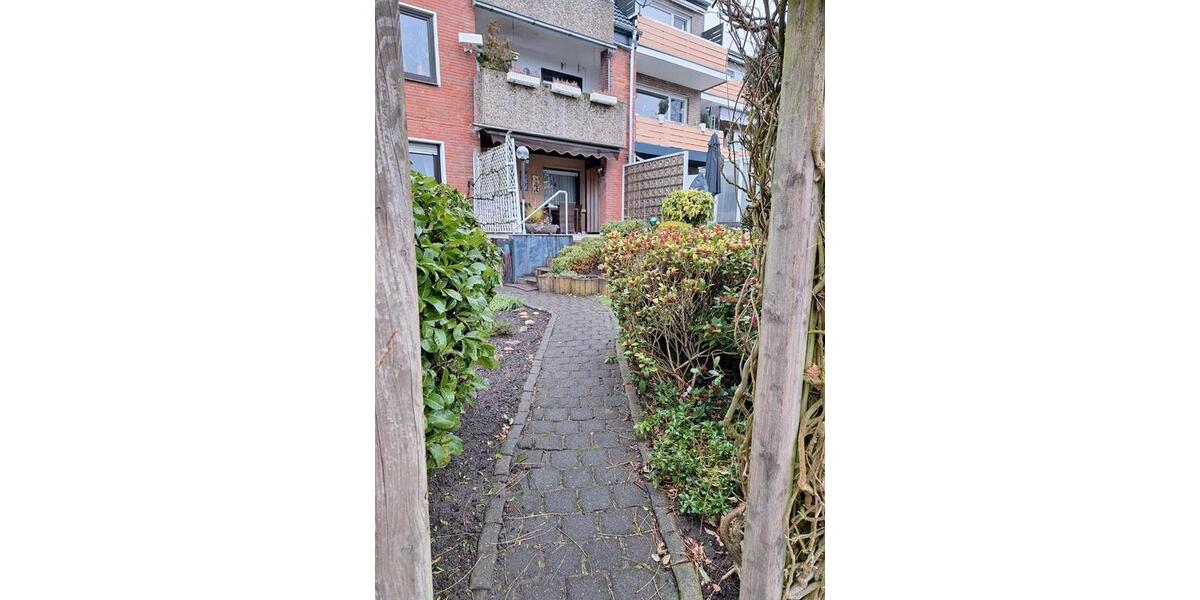 Erdgeschoßwohnung Oberhausen Schmachtendorf - 3 Zimmer, 98 m&sup2;, 279.000&euro; | Angebot:25843559