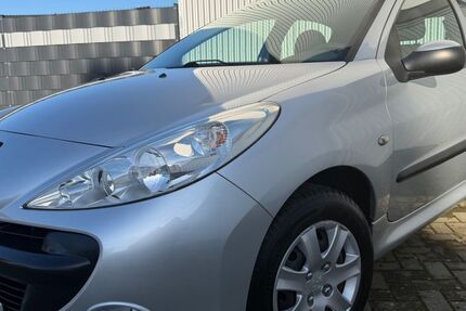 Peugeot 206 110.000 km 3.790 &euro; Viersen 41748
