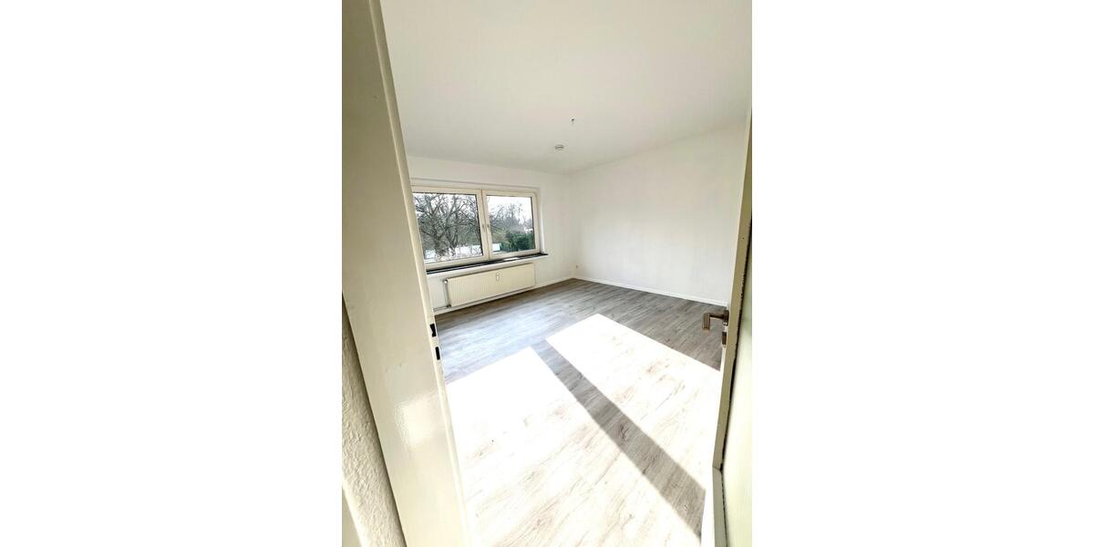 Etagenwohnung Oberhausen Rothebusch - 3 Zimmer, 65 m&sup2;, 585&euro; | Angebot:26612282