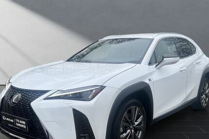 Lexus UX 16.505 km 34.900 &euro; Wesel 46485