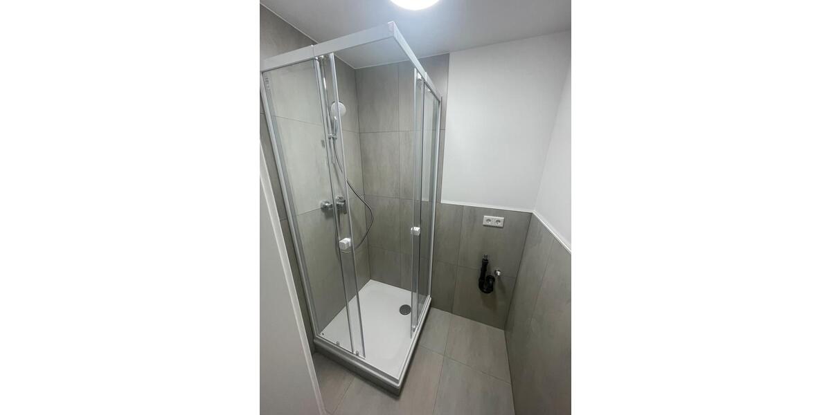 Etagenwohnung Düsseldorf Stadtmitte - 2 Zimmer, 120 m&sup2;, 737&euro; | Angebot:25718233