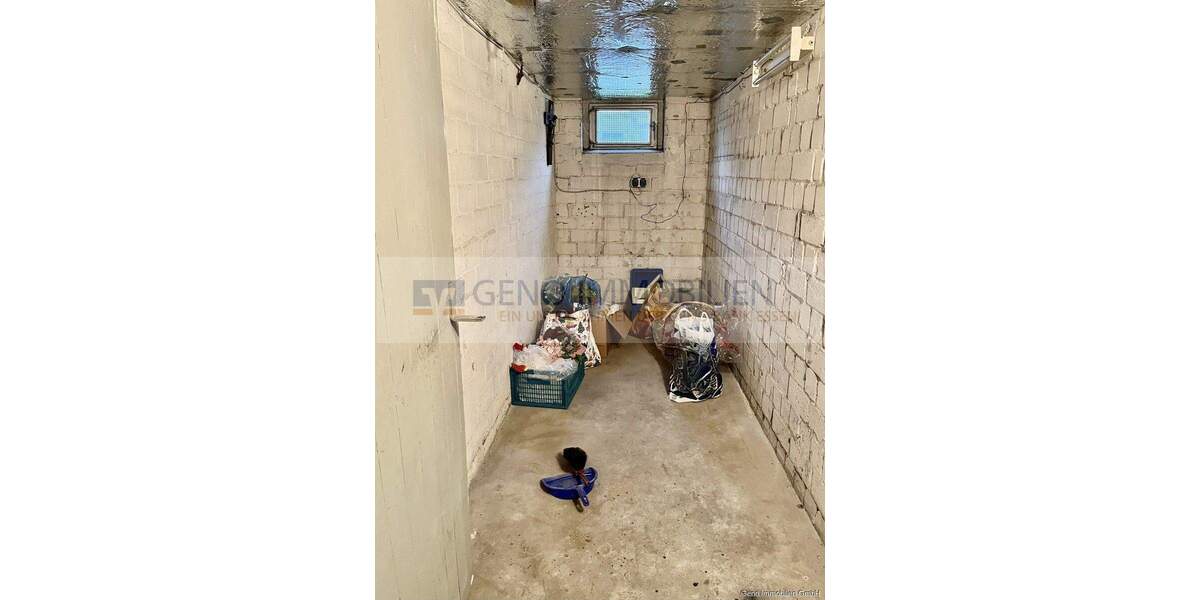 Etagenwohnung Essen / Bergerhausen Bergerhausen - 2 Zimmer, 61 m&sup2;, 125.000&euro; | Angebot:25780340