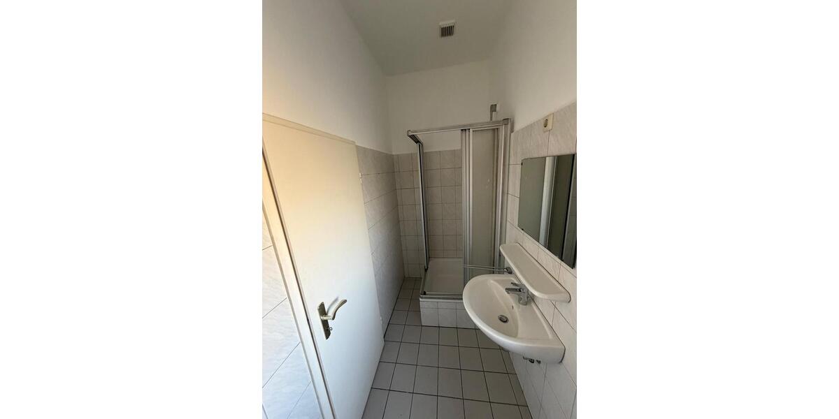Etagenwohnung Nettetal - 1 Zimmer, 22 m&sup2;, 187&euro; | Angebot:26688523