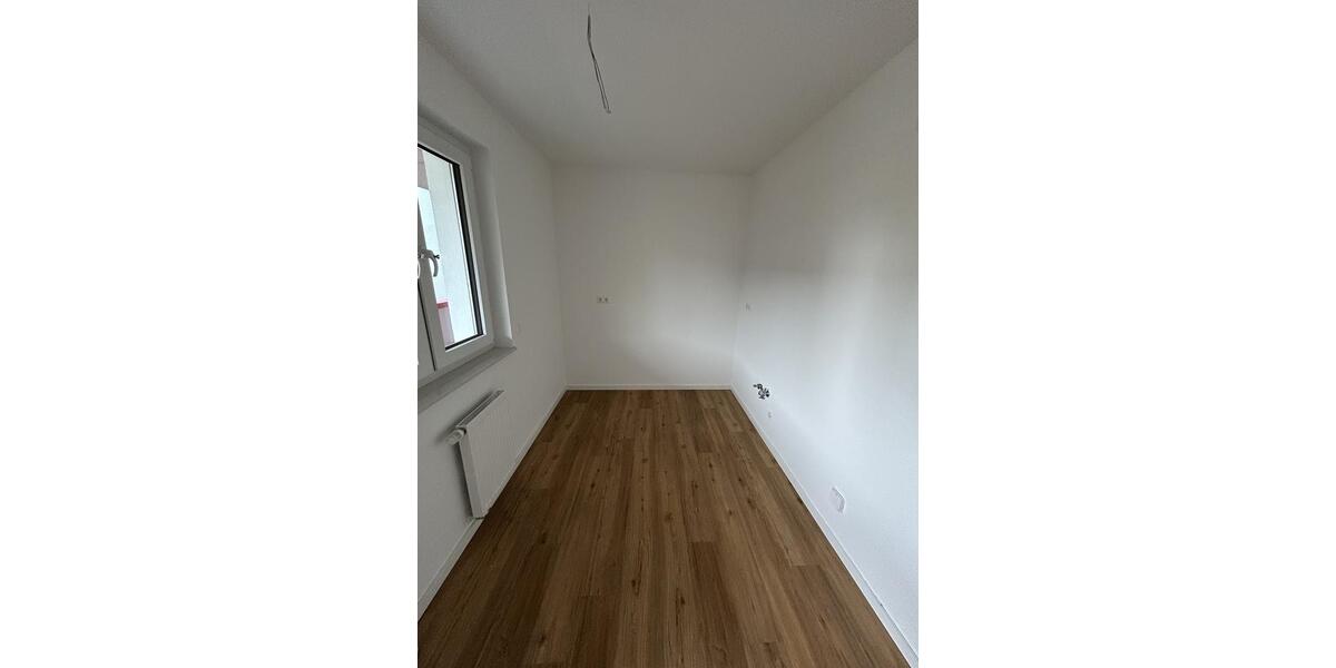 Etagenwohnung Essen Stadtbezirk V - 2.5 Zimmer, 70 m&sup2;, 736&euro; | Angebot:23763502