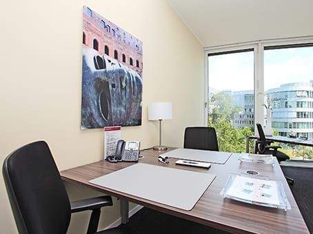 Gewerbeobjekt Düsseldorf Unterrath - 1.926&euro; | Angebot:25873792