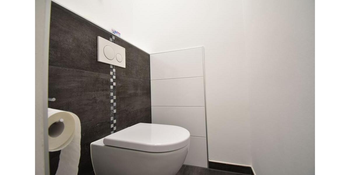 Etagenwohnung Essen Stadtbezirk VI - 4 Zimmer, 145 m&sup2;, 1.550&euro; | Angebot:22040281