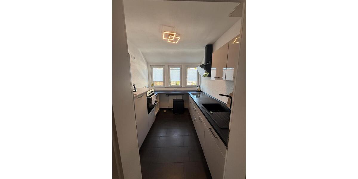 Dachgeschoßwohnung Gladbeck - 4.5 Zimmer, 83 m&sup2;, 750&euro; | Angebot:25988582