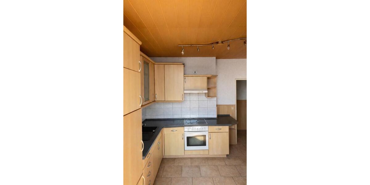 Etagenwohnung Duisburg Duisburg-Mitte - 3.5 Zimmer, 90 m&sup2;, 950&euro; | Angebot:25792066