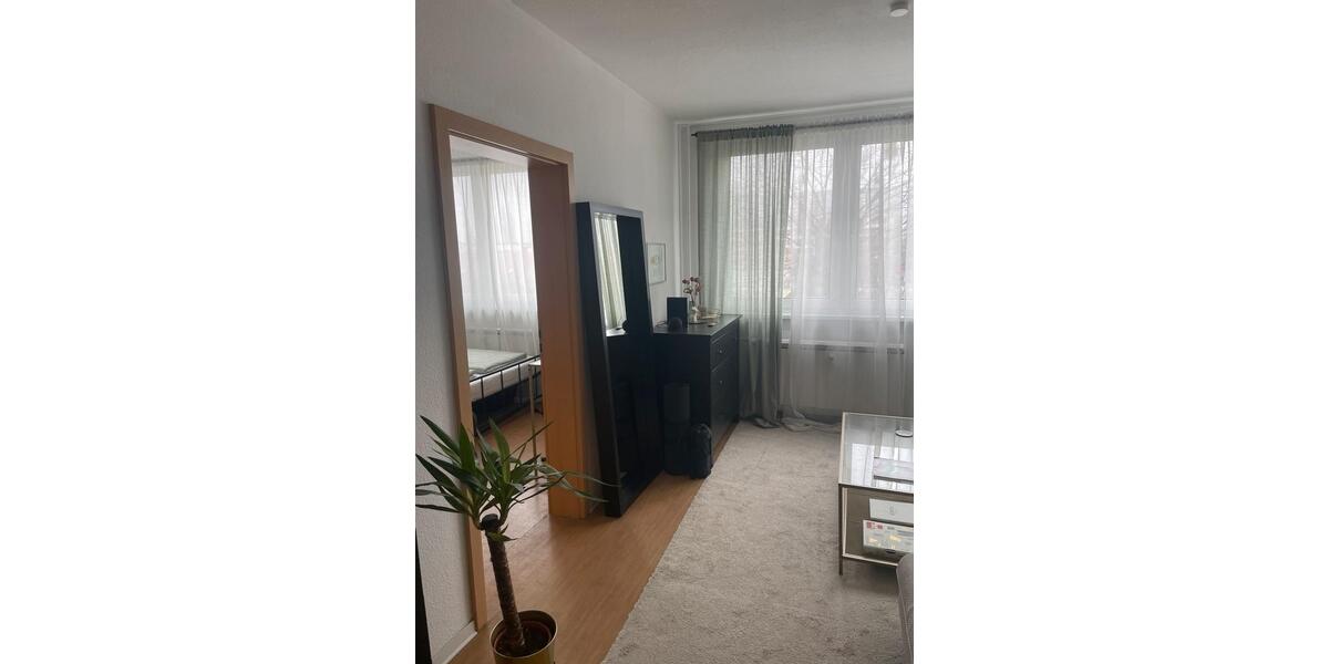 Etagenwohnung Duisburg - 2 Zimmer, 43 m&sup2;, 850&euro; | Angebot:25052504