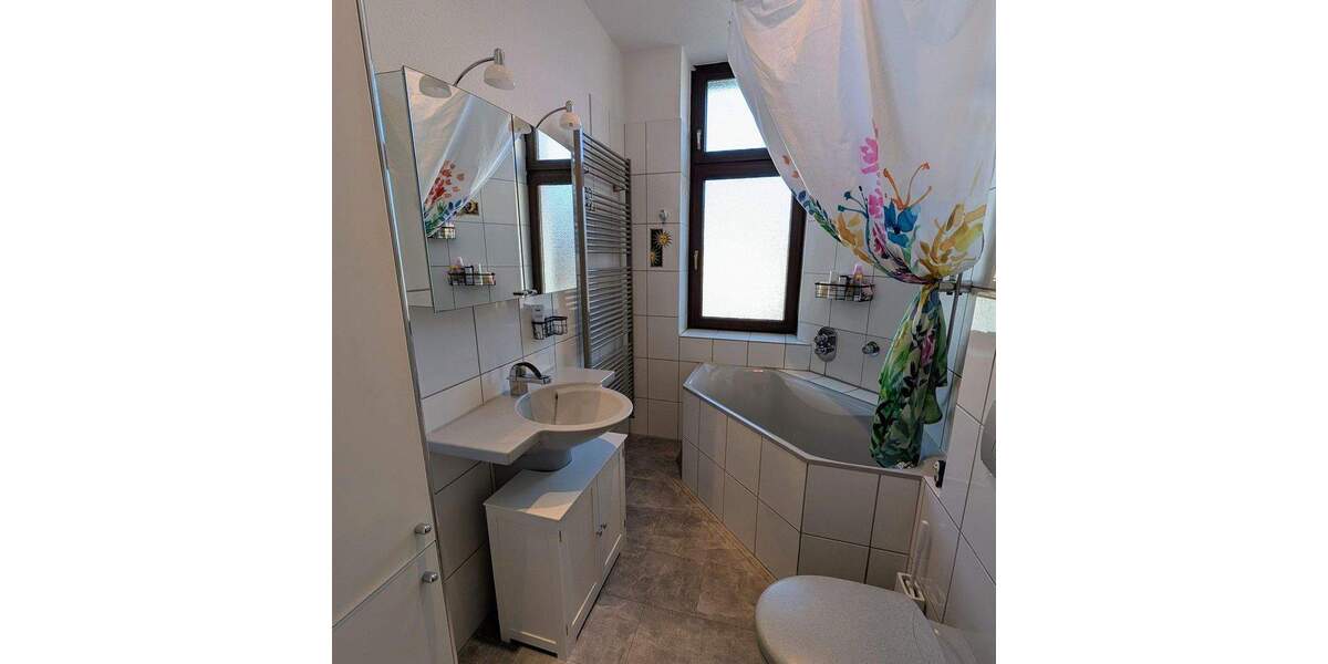 Etagenwohnung Essen Frohnhausen - 4 Zimmer, 101 m&sup2;, 249.000&euro; | Angebot:25880216