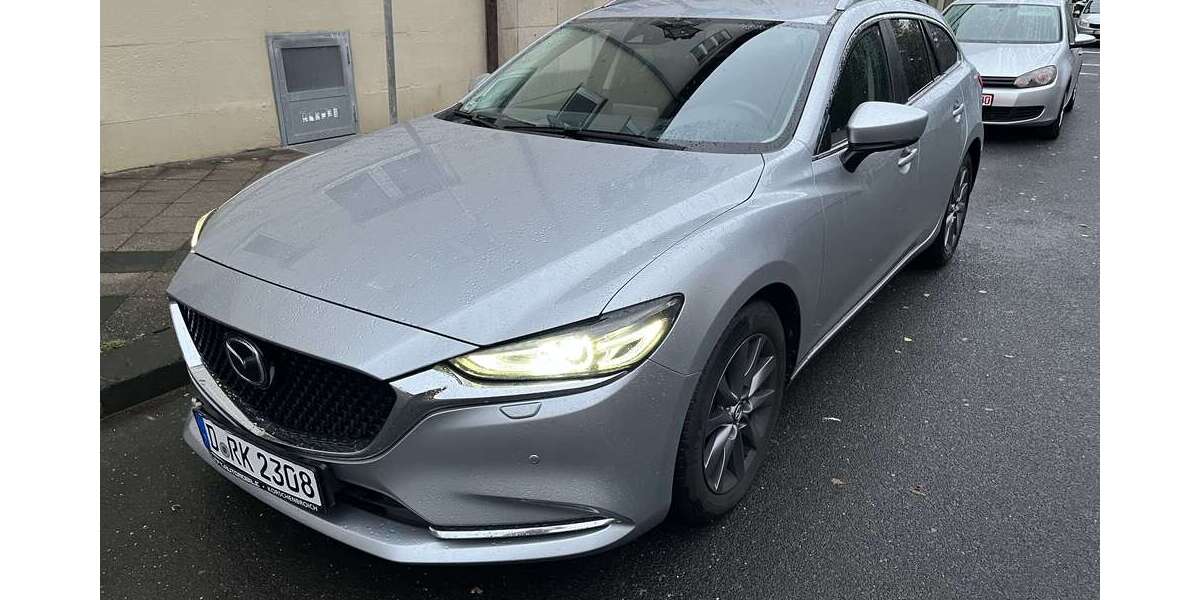 Mazda 6 142.000 km 10.800 &euro; Düsseldorf 40597