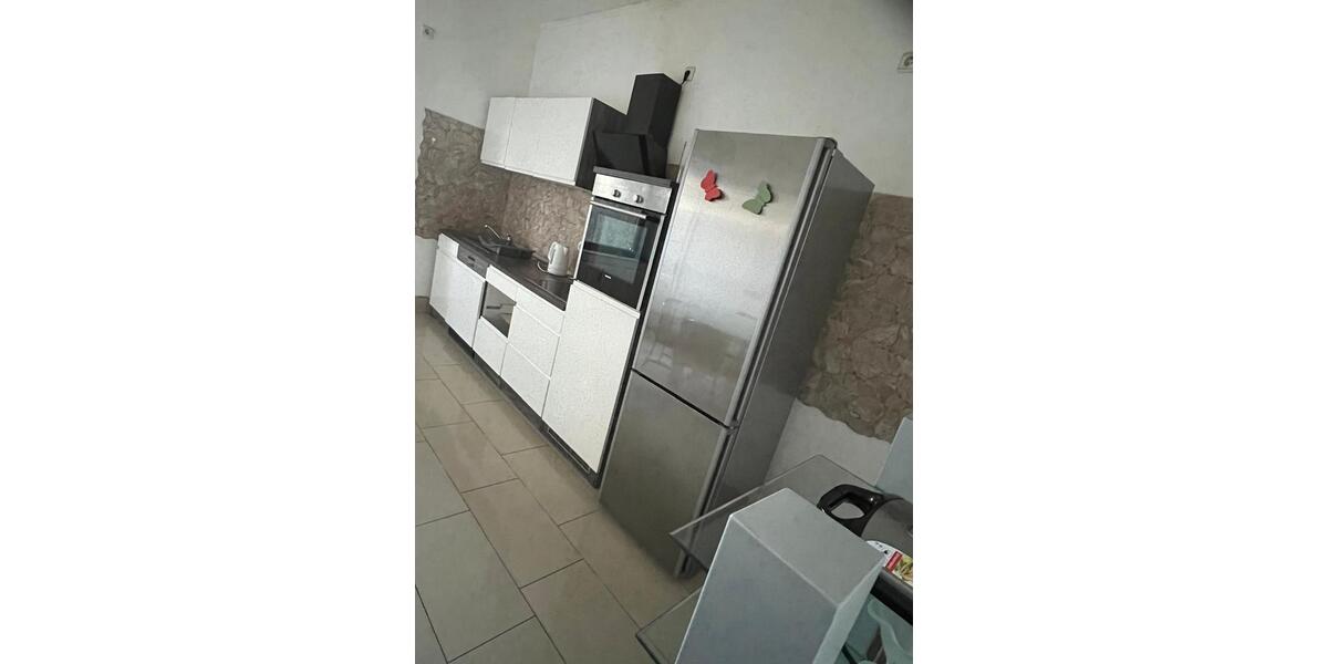 Etagenwohnung Krefeld Benrad - 2 Zimmer, 82 m&sup2;, 943&euro; | Angebot:25281768