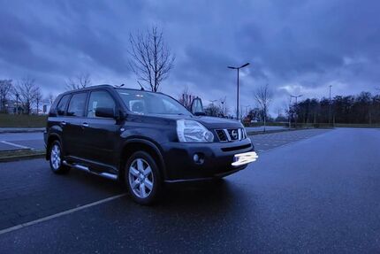 Nissan X-Trail 229.359 km 4.990 &euro; Düsseldorf 40235