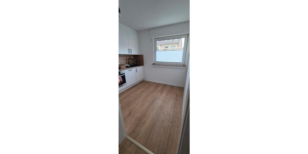 Erdgeschoßwohnung Alpen - 3.5 Zimmer, 70 m&sup2;, 1.400&euro; | Angebot:25874317