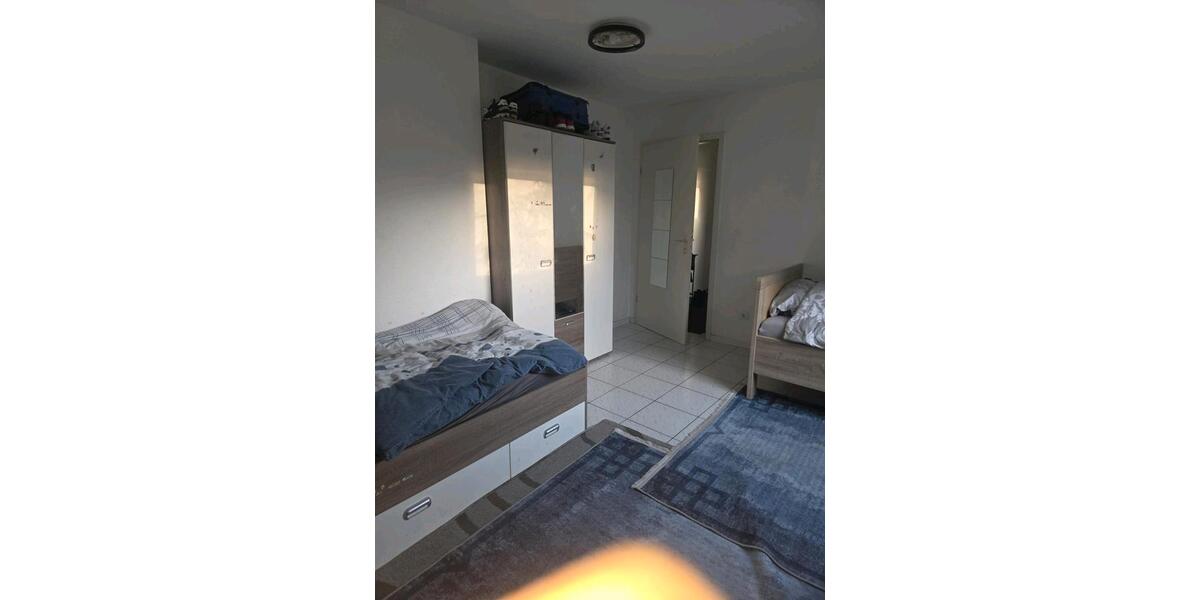 Dachgeschoßwohnung Oberhausen Rothebusch - 2 Zimmer, 66 m&sup2;, 550&euro; | Angebot:25274251