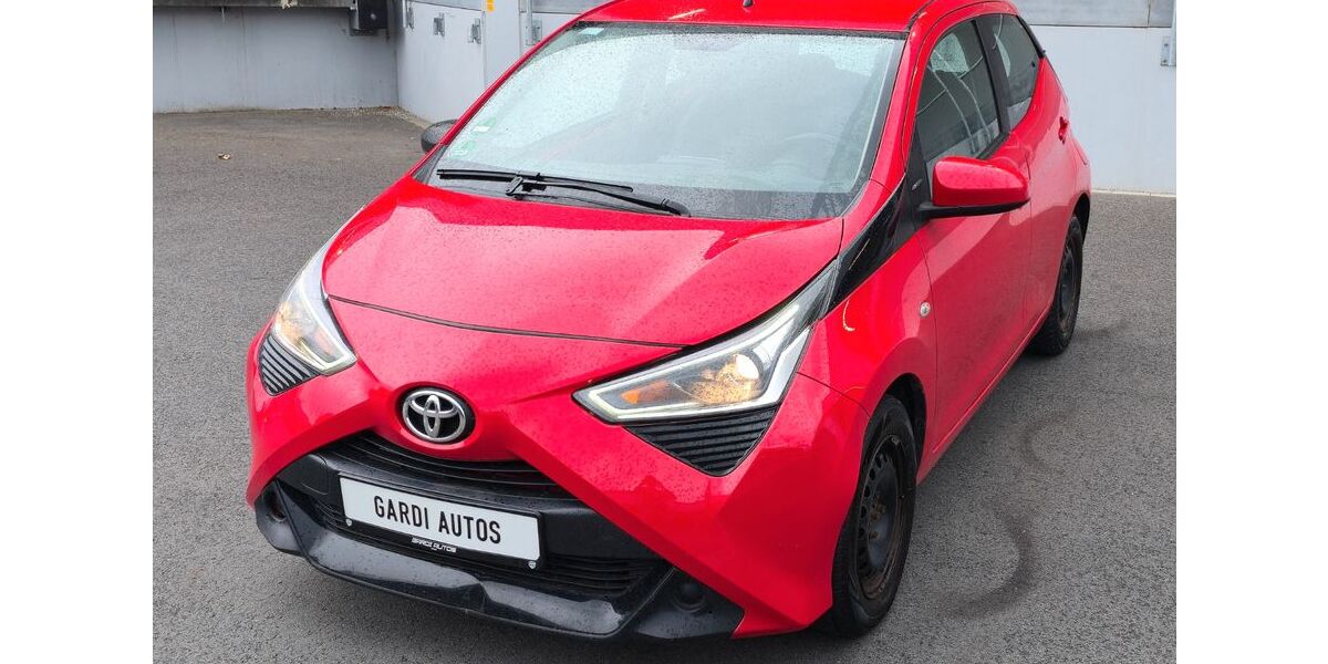 Toyota Aygo (X) 175.900 km 4.150 &euro; Neuss 41472