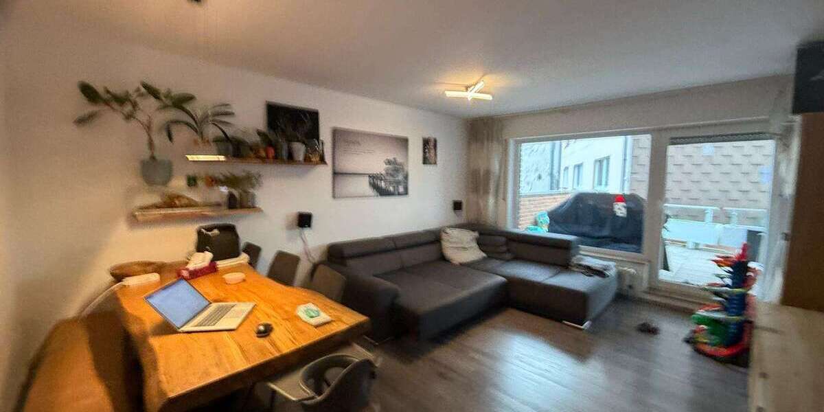 Etagenwohnung Oberhausen Schmachtendorf - 3 Zimmer, 72 m&sup2;, 640&euro; | Angebot:25818990