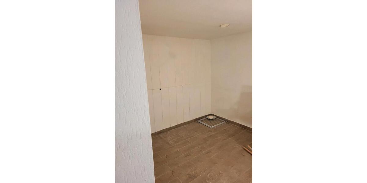 Gewerbeobjekt Essen Huttrop - 400&euro; | Angebot:26703464