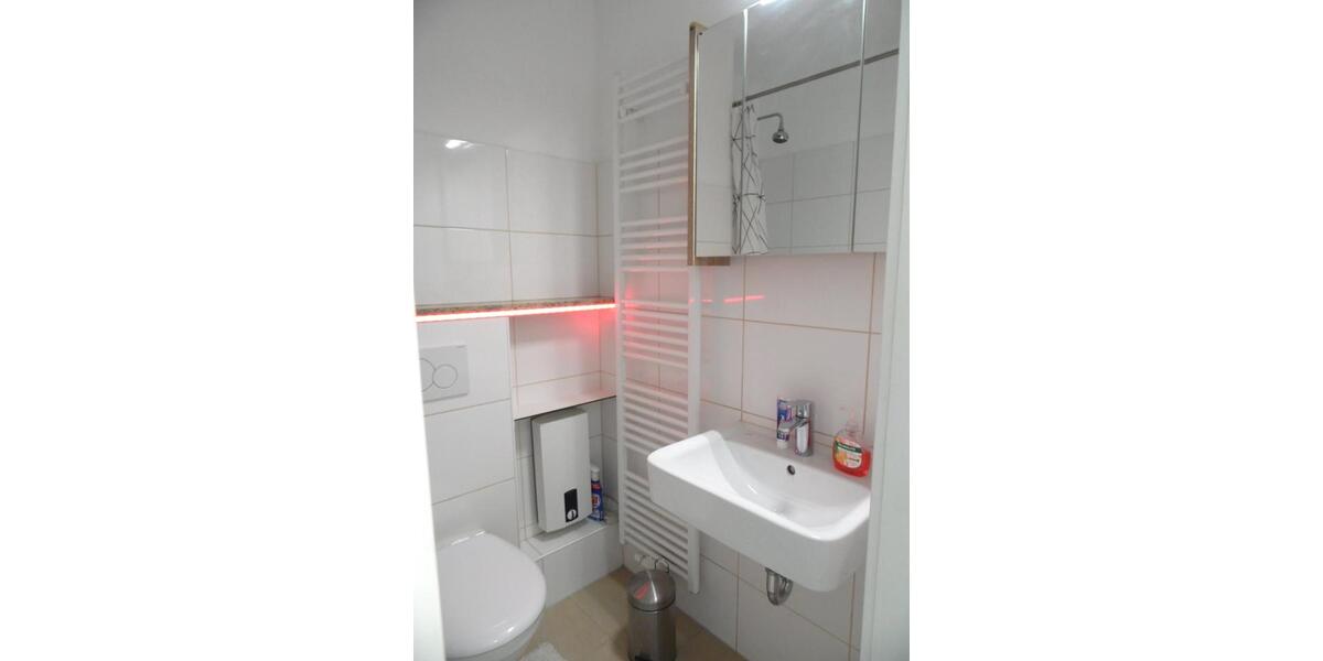 Etagenwohnung Düsseldorf Pempelfort - 2 Zimmer, 34 m&sup2;, 665&euro; | Angebot:26646073