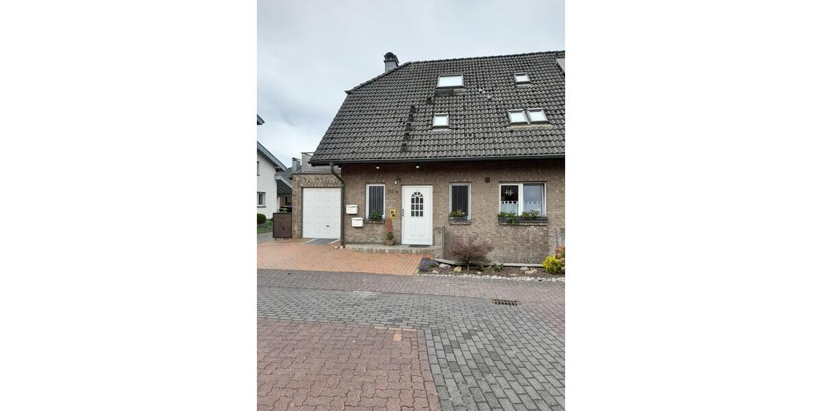 Doppelhaushälfte Alpen - 6 Zimmer, 179 m&sup2;, 477.000&euro; | Angebot:27076838