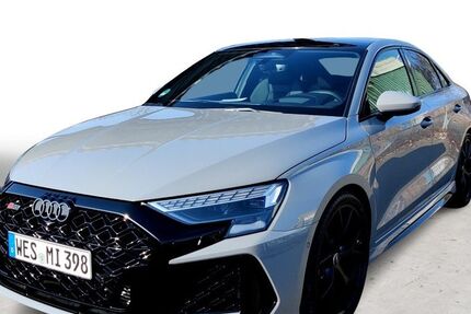 Audi RS3 4.000 km 74.870 &euro; Moers 47441