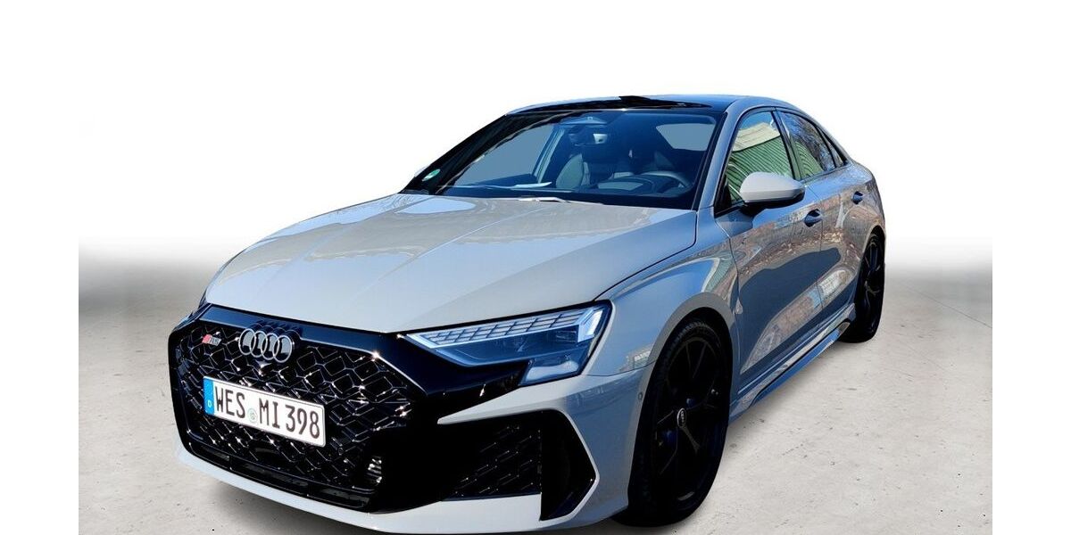 Audi RS3 4.000 km 74.870 &euro; Moers 47441