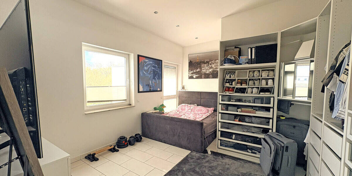 Mehrfamilienhaus, Wohnhaus Moers Genend - 3 Zimmer, 237 m&sup2;, 1.250.000&euro; | Angebot:26752423