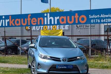 Toyota Auris 136.000 km 10.899 &euro; Kempen 47906