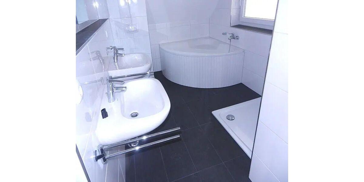 Etagenwohnung Rheurdt - 3.5 Zimmer, 115 m&sup2;, 1.295&euro; | Angebot:26154907