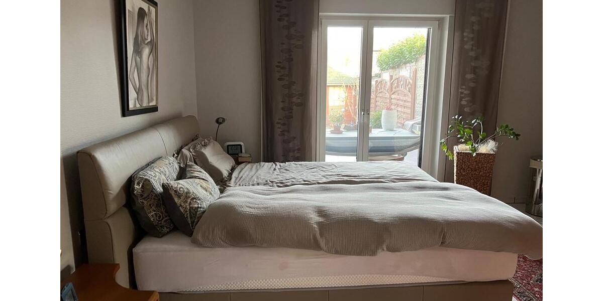 Bungalow Duisburg Essenberg - 5 Zimmer, 268 m&sup2;, 550.000&euro; | Angebot:25236957